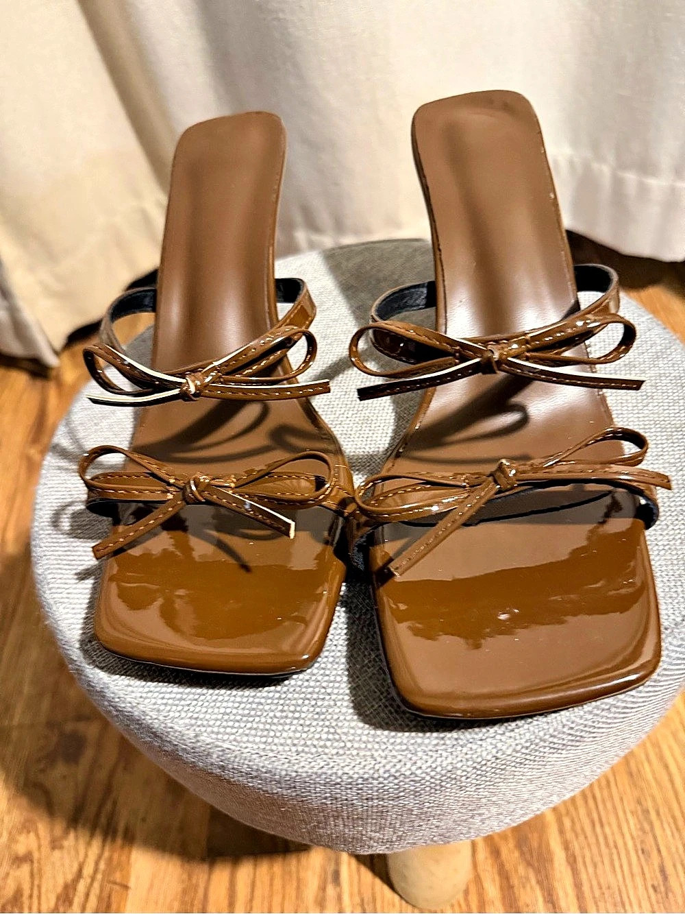 Brown Bow Heels EU 43 Like New